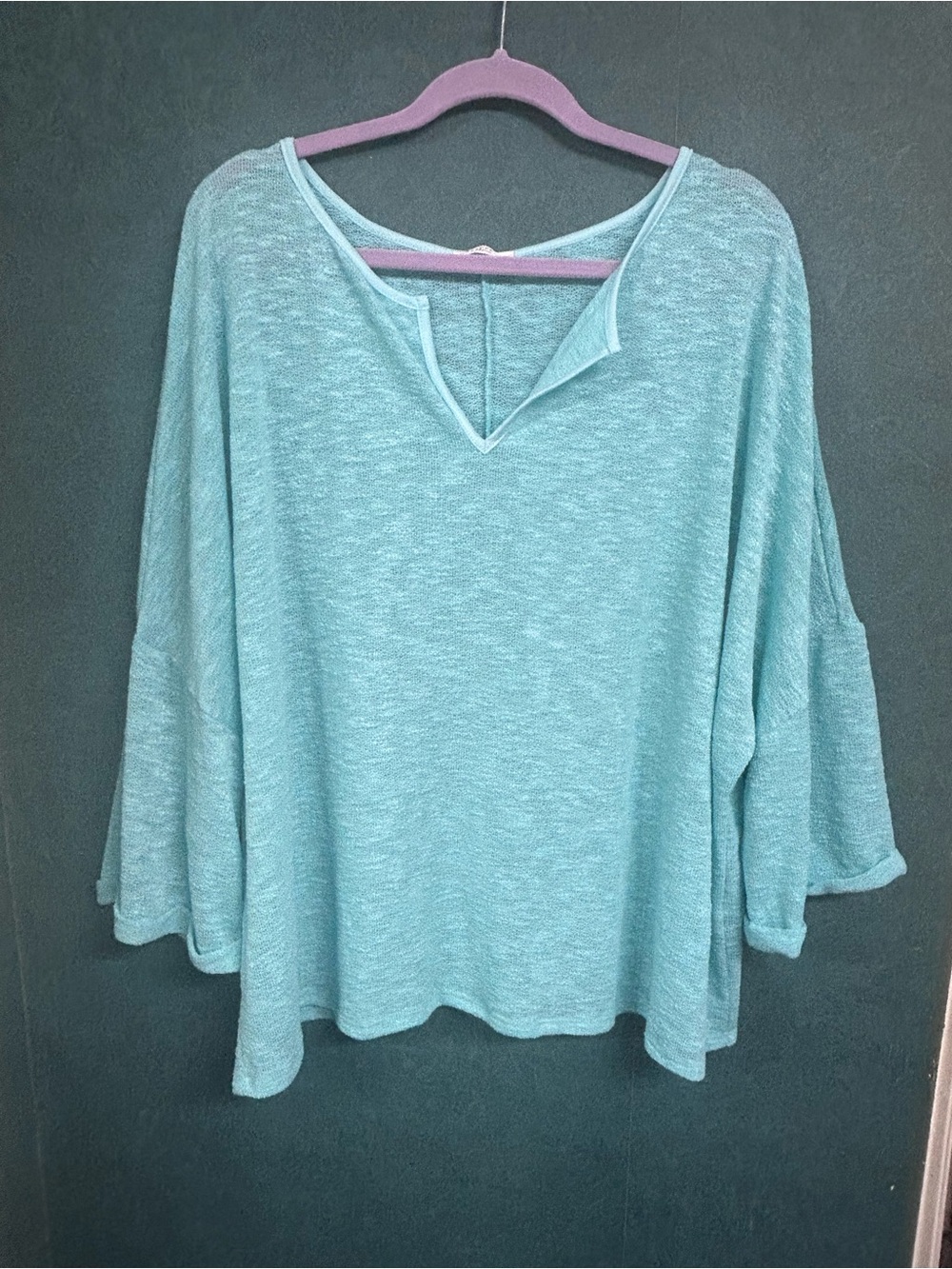 NWOT Myesper Women's Relaxed V-Neck Knit Top